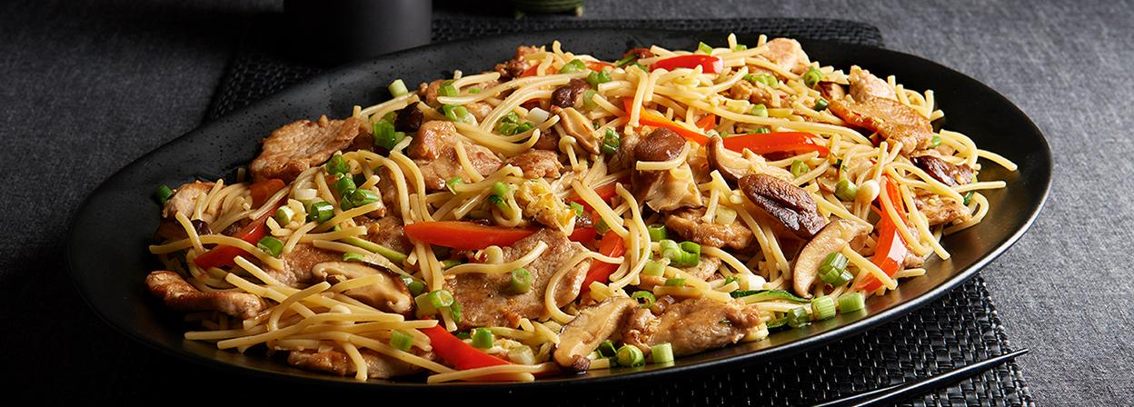 Veggie-Packed-Chile-Garlic-Pork-Lo-Mein_1248x448