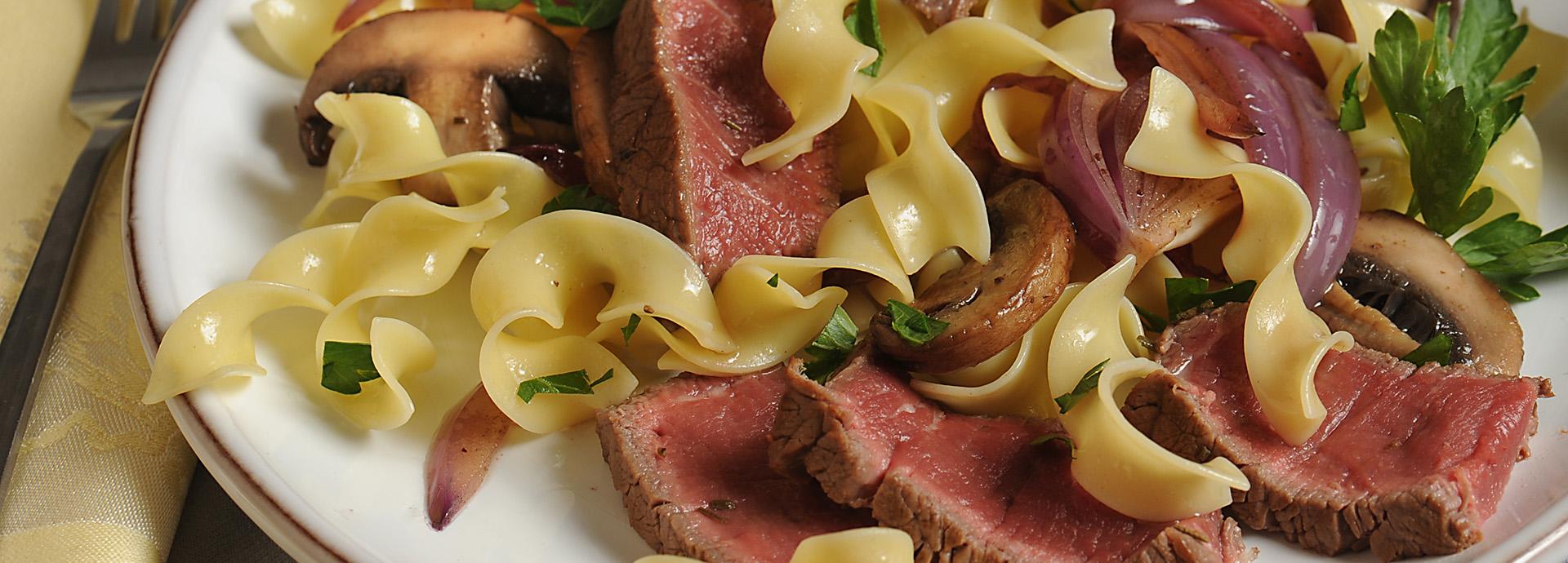 rp_FiletMignon_over_SavoryNoodles