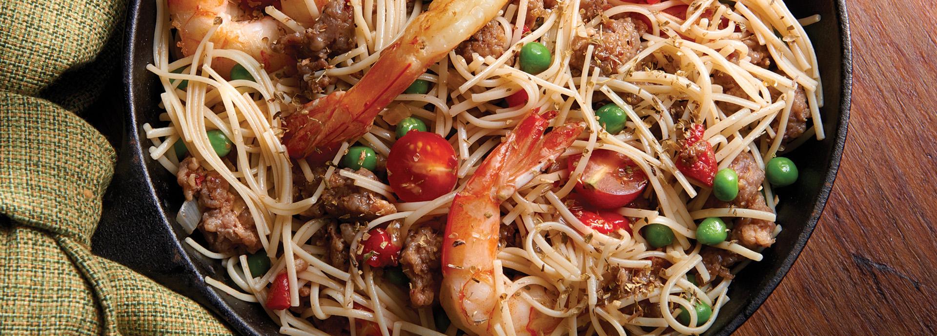 rp_Spanish-Style_Noodles_with_Shrimp_and_Sausage