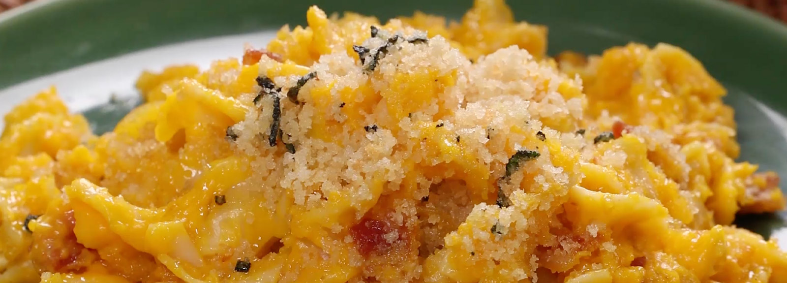 recipe_cheesy_butternut_baconmac