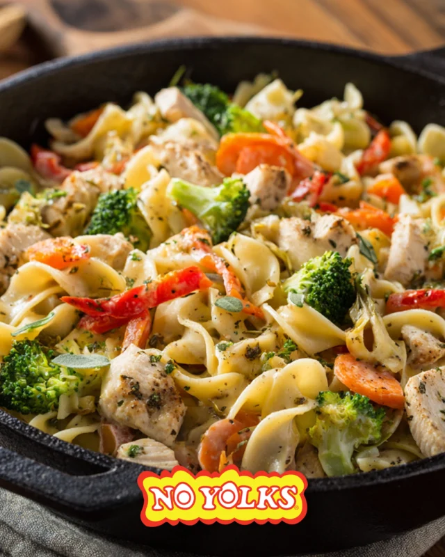 Celebrate National Garden Month with a recipe that's all about veggies! Whether you are using store bought veggies, or some from your own personal garden, this garden skillet dinner made with No Yolks Noodles is sure to be a crowd pleaser!🫑🥕 Link in bio for recipe details.